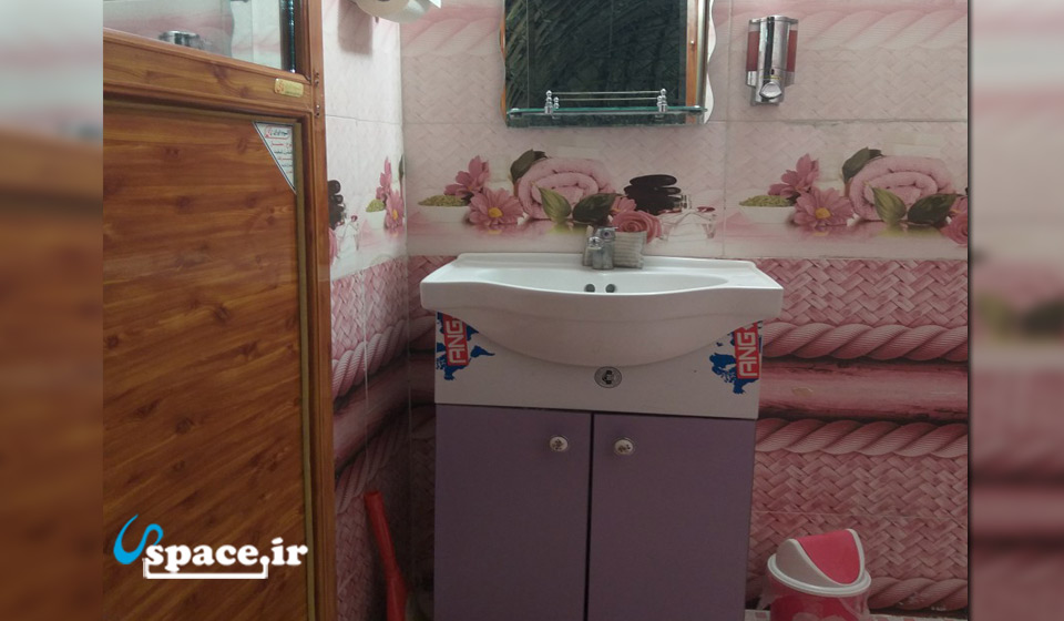 سرویس بهداشتی اتاق مریم اقامتگاه بوم گردی نخلستان کویر - شهداد - روستای دولت آباد